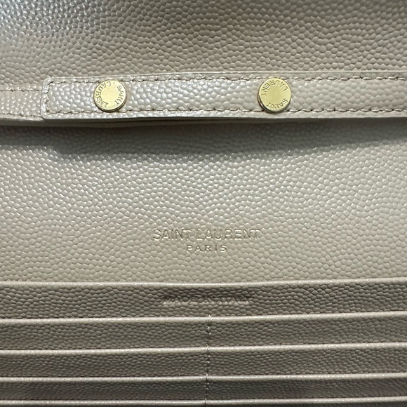 Envelope Triquilt YSL Wallet on Chain in Grained Leather - Picture 9 of 10